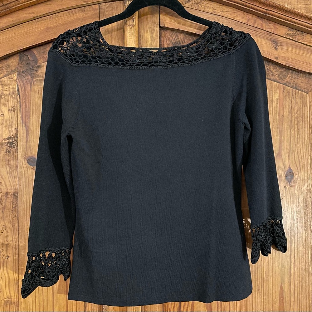 Joseph A. black long sleeve sweater.              NWT  L